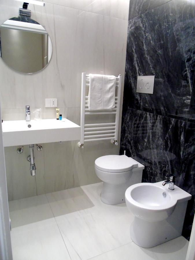 Massimo Luxury Rooms Palermo Esterno foto