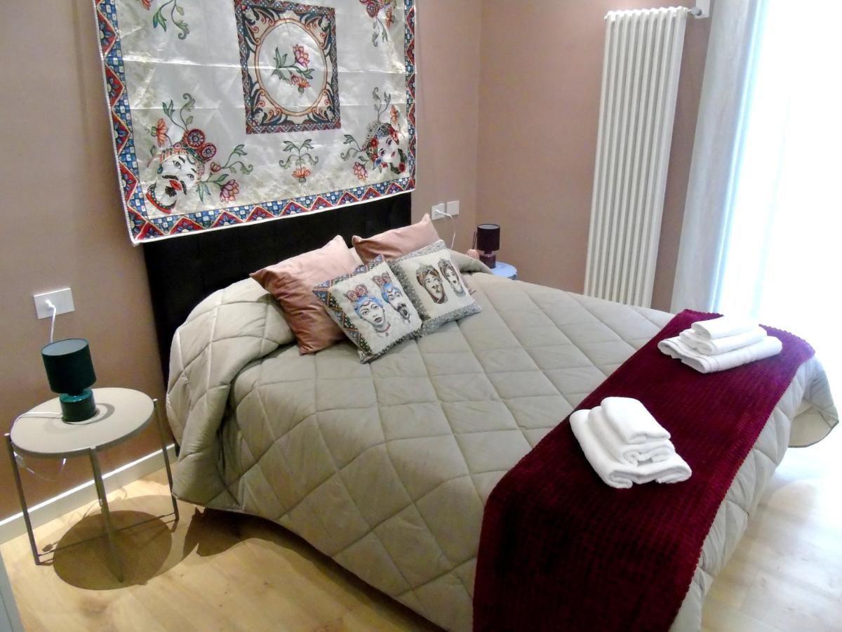 Massimo Luxury Rooms Palermo Esterno foto